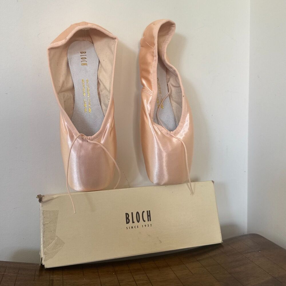 Bloch Sonata Pointe Shoes Pink Satin Ballet Dance Size 8 B S0130L NIB
